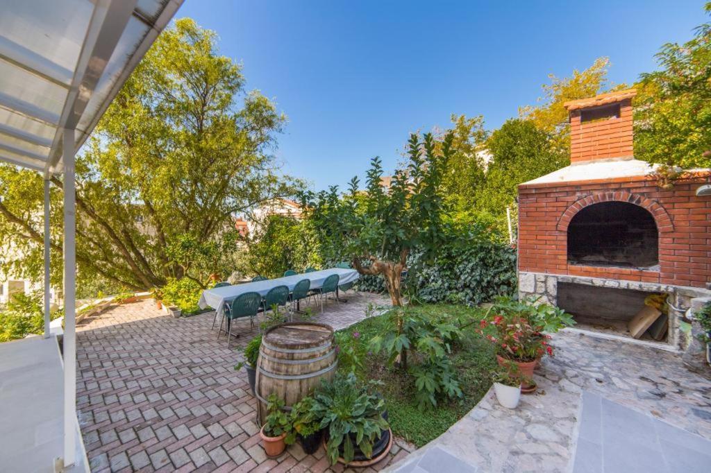 Apartments Slavena Градац Экстерьер фото